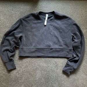 Softstream Lululemon Black cropped sweatshirt